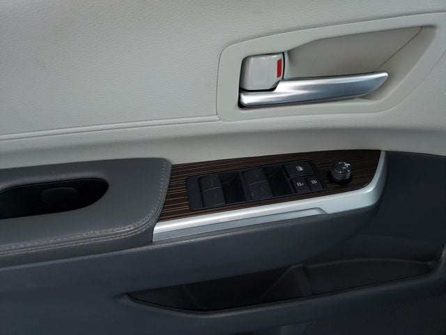 2024 Toyota Sienna XLE 7 Passenger