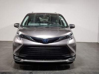 2024 Toyota Sienna XLE 7 Passenger