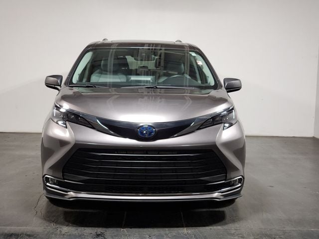 2024 Toyota Sienna XLE 7 Passenger