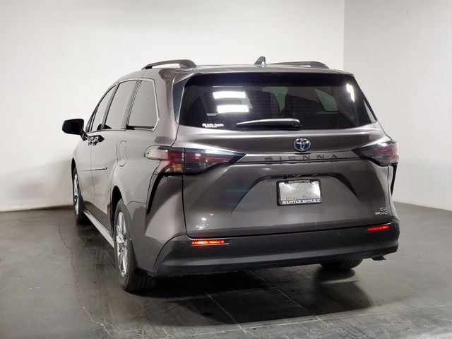 2024 Toyota Sienna XLE 7 Passenger
