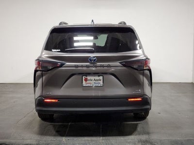 2024 Toyota Sienna XLE 7 Passenger