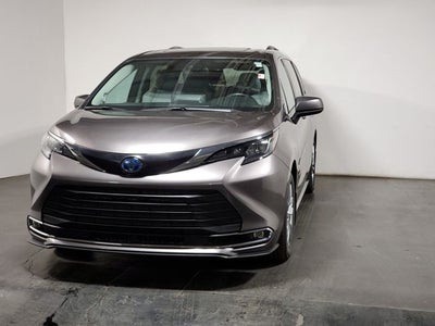 2024 Toyota Sienna XLE 7 Passenger