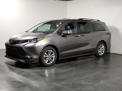 2024 Toyota Sienna XLE 7 Passenger