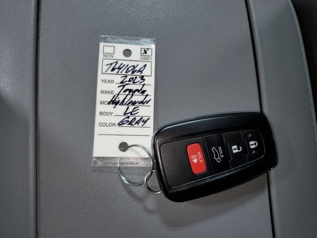 2023 Toyota Highlander LE
