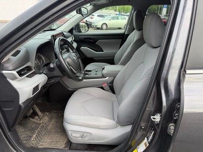 2023 Toyota Highlander L