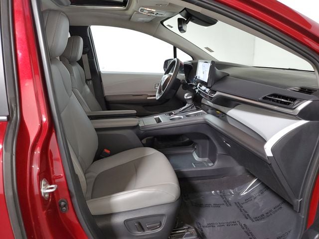 2025 Toyota Sienna XLE 7 Passenger