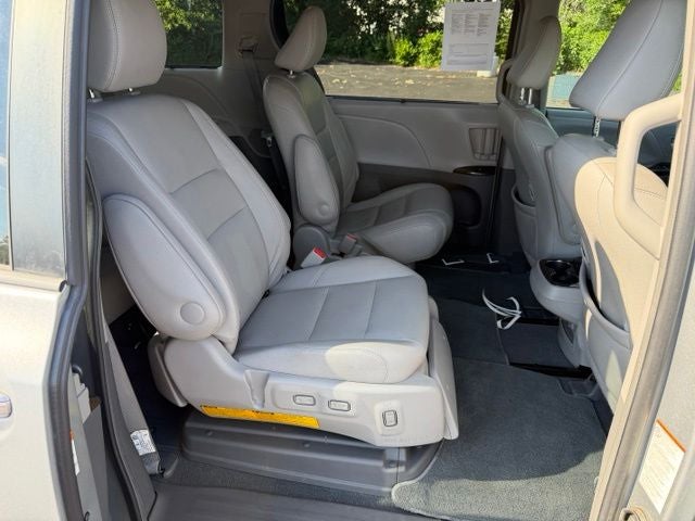 2019 Toyota Sienna XLE 7 Passenger