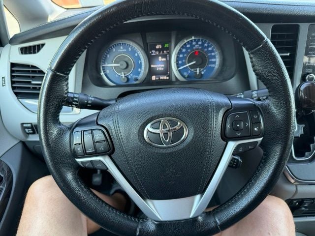 2019 Toyota Sienna XLE 7 Passenger