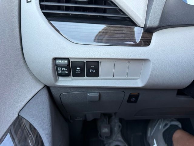 2019 Toyota Sienna XLE 7 Passenger