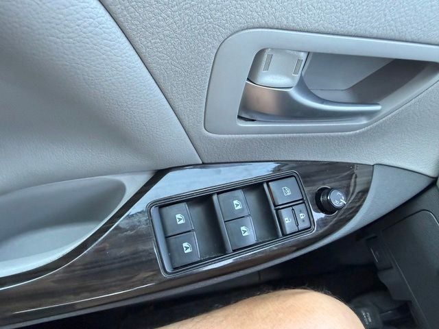 2019 Toyota Sienna XLE 7 Passenger