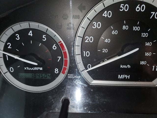 2004 Toyota Sienna LE