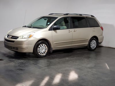 2004 Toyota Sienna LE