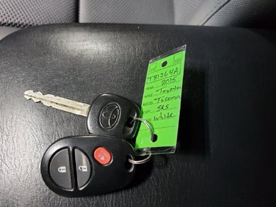 2015 Toyota Tacoma Base V6