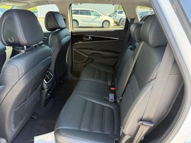 2016 Kia Sorento SX