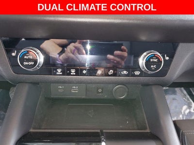 2024 Mitsubishi Outlander SE 4WD