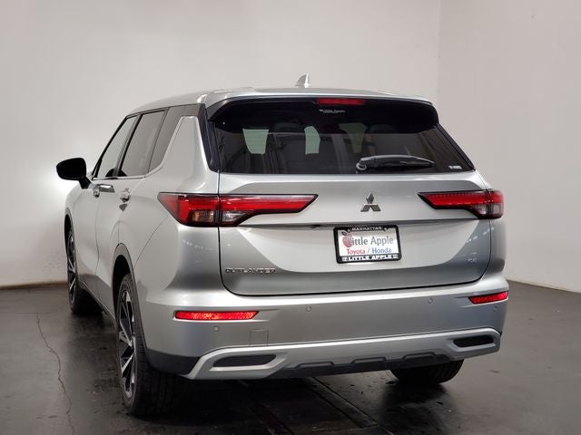 2024 Mitsubishi Outlander SE 4WD