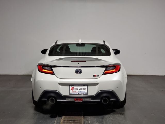 2024 Toyota GR86 Premium