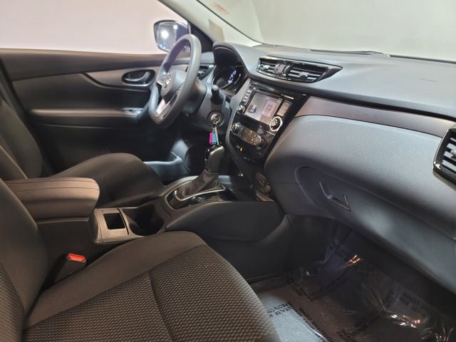 2022 Nissan Rogue Sport S FWD