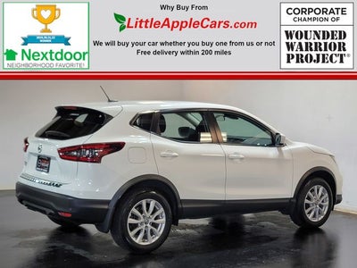 2022 Nissan Rogue Sport S FWD