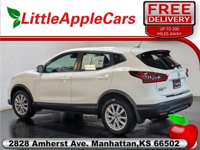 2022 Nissan Rogue Sport S FWD