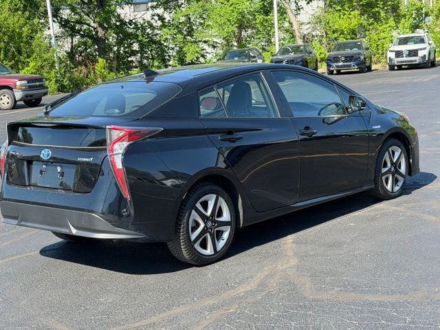 2017 Toyota Prius Four Touring