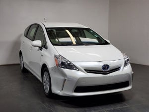 2013 Toyota PRIUS v Three Model