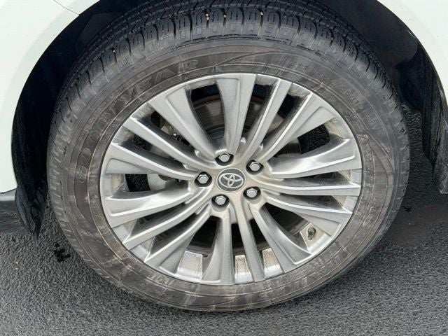 2022 Toyota Venza XLE