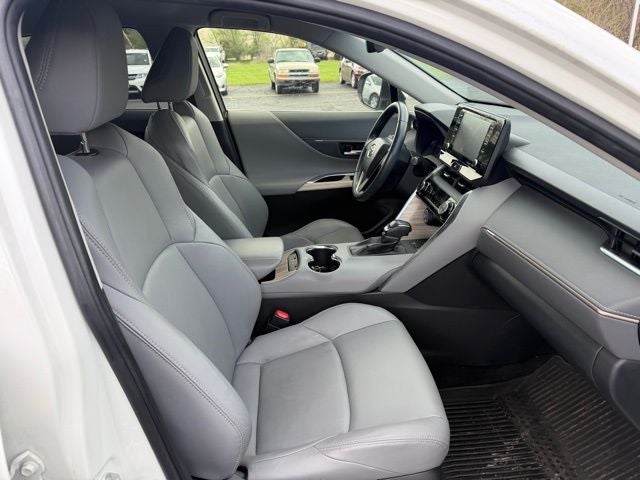 2022 Toyota Venza XLE