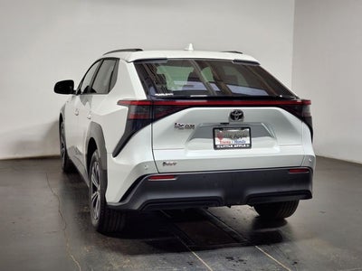2025 Toyota bZ4X XLE