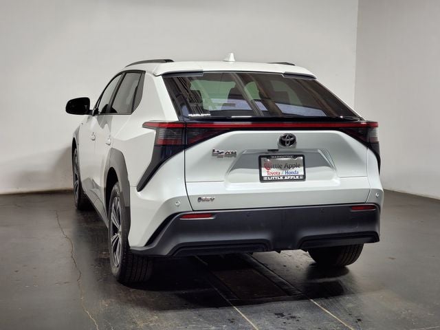 2025 Toyota bZ4X XLE