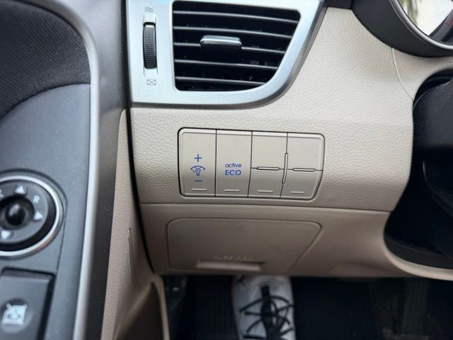 2016 Hyundai Elantra GT Base