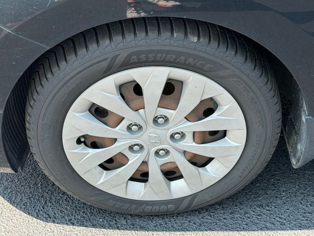 2016 Hyundai Elantra GT Base