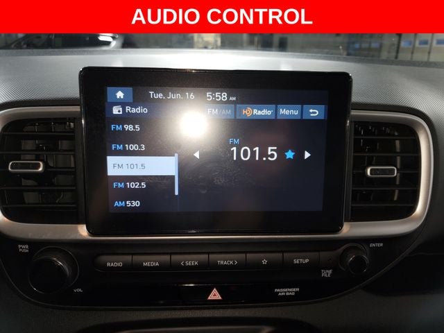 2025 Hyundai Venue SE
