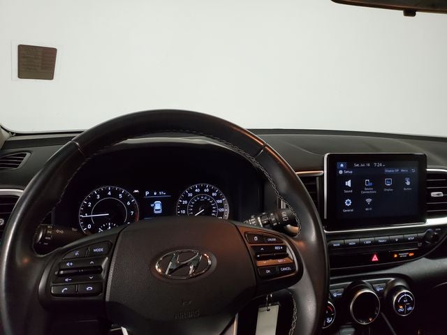 2022 Hyundai Venue SEL