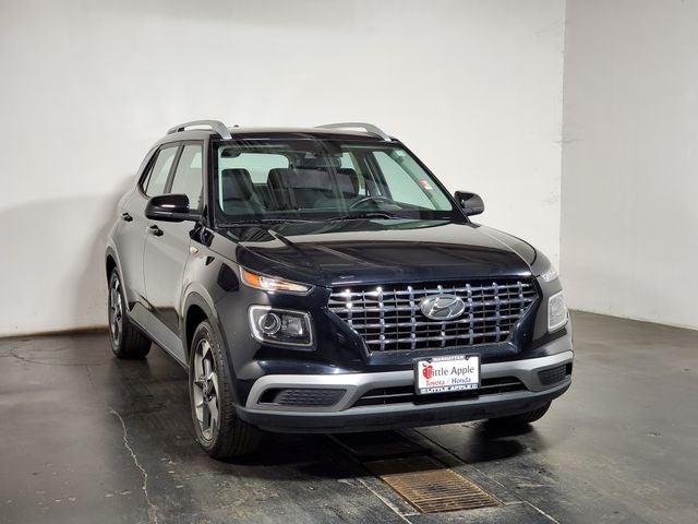 2022 Hyundai Venue SEL