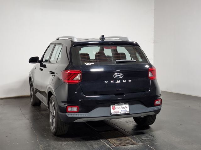 2022 Hyundai Venue SEL