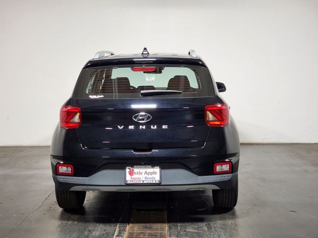 2022 Hyundai Venue SEL