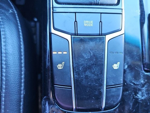 2017 Kia Cadenza Premium