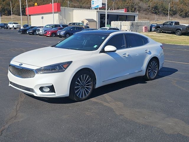 2017 Kia Cadenza Premium
