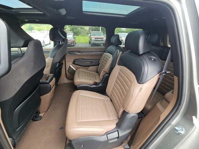 2024 Kia EV9 Land