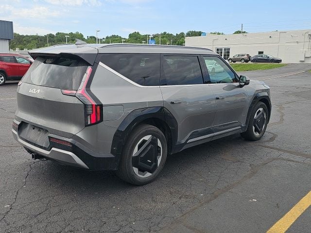 2024 Kia EV9 Land