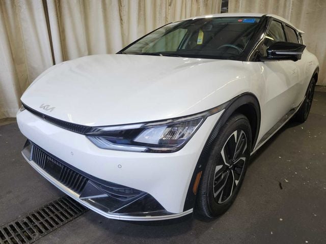 2024 Kia EV6 Wind