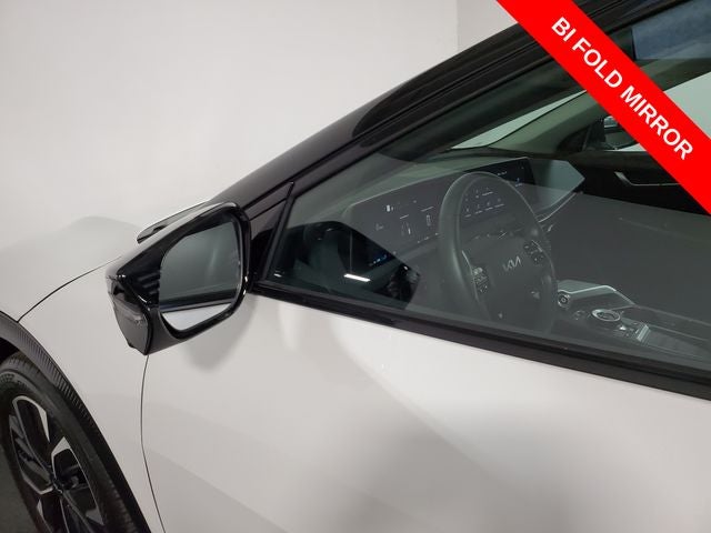 2024 Kia EV6 Wind