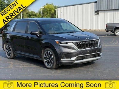 2024 Kia Carnival EX