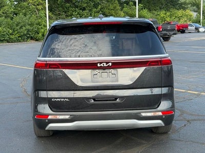 2024 Kia Carnival EX