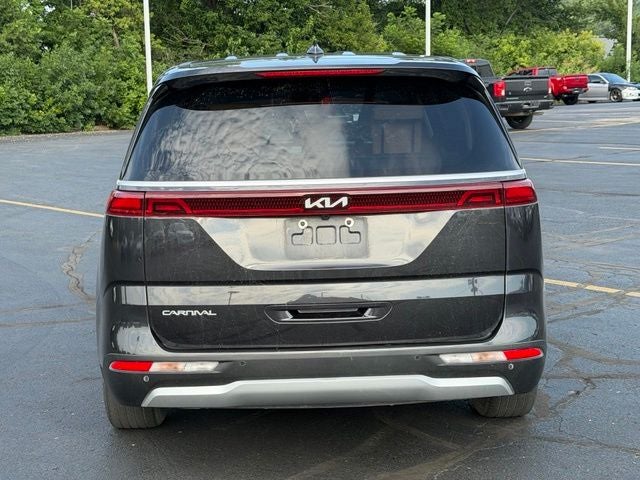 2024 Kia Carnival EX