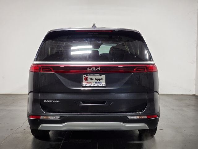 2024 Kia Carnival EX