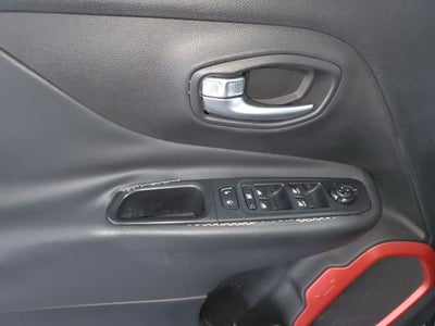 2015 Jeep Renegade Trailhawk